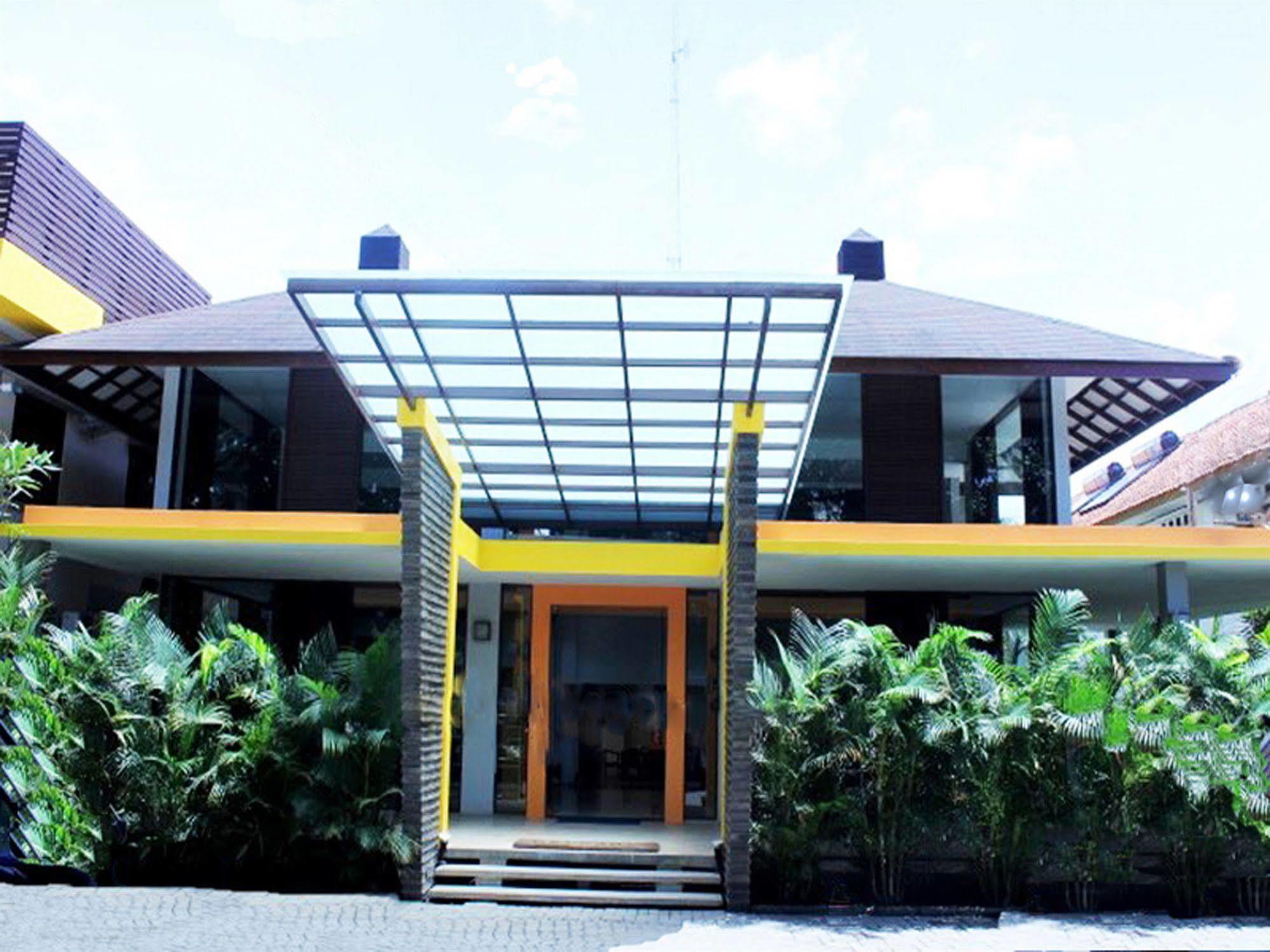 Collection O 295 Grha Ciumbuleuit Guest House Bandung Ngoại thất bức ảnh